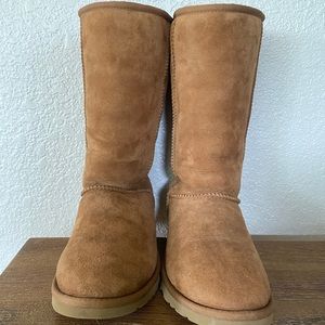 Uggs Classic Tall Chestnut